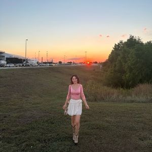 Long sleeve pink crop top size Small